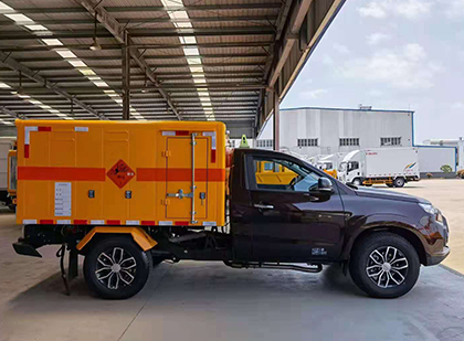 金寨爆破器材运输车
