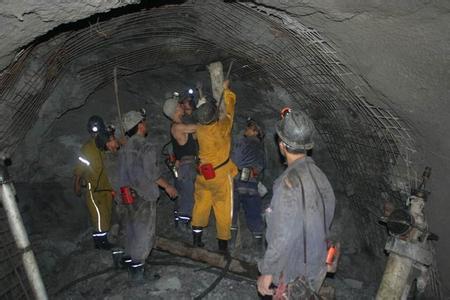 金寨工程爆破中的危险因素分析以及应对工程爆破危险的措施